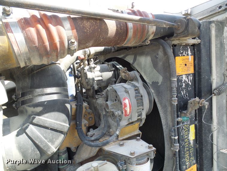 image for item DL0926 1992 Peterbilt 379  semi truck