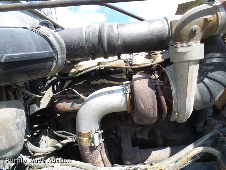 image for item DL0926 1992 Peterbilt 379  semi truck