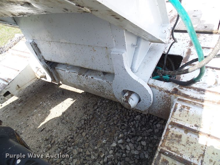 image for item DL0928 2000 Talbert TDW35SAHRG1T1 lowboy equipment trailer