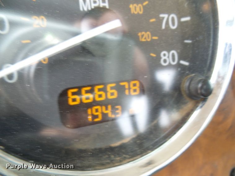 image for item DL0949 2007 Peterbilt 386  semi truck