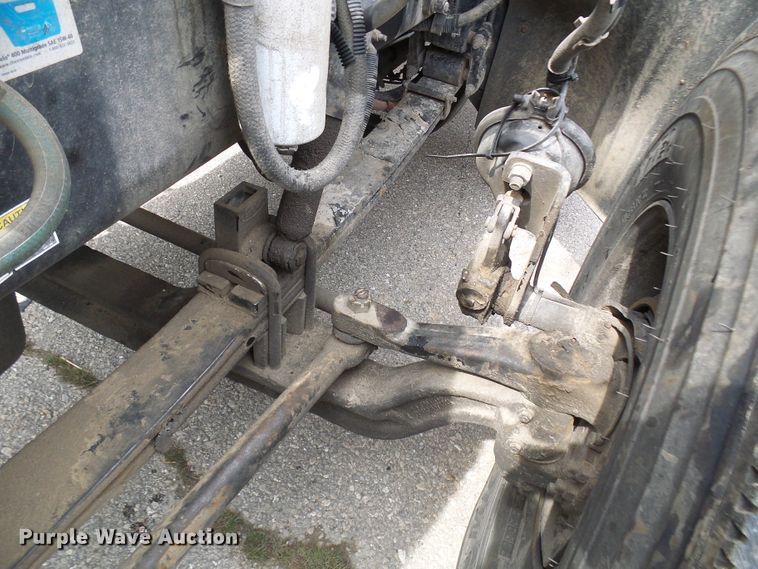 image for item DL0949 2007 Peterbilt 386  semi truck