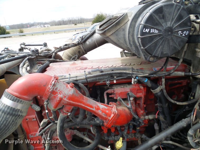 image for item DL0949 2007 Peterbilt 386  semi truck