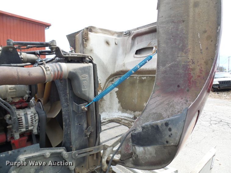 image for item DL0949 2007 Peterbilt 386  semi truck