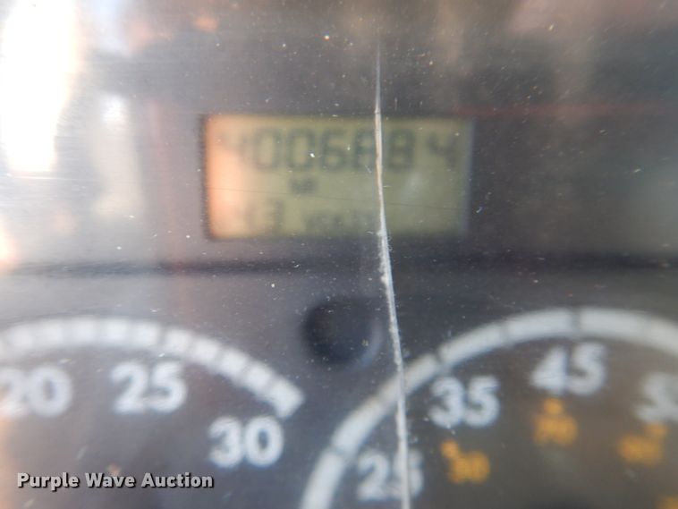 image for item DL2647 2005 Sterling AT9500  truck tractor