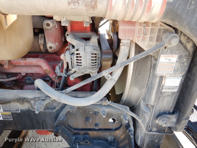 image for item DL2761 2015 Peterbilt 579  semi truck