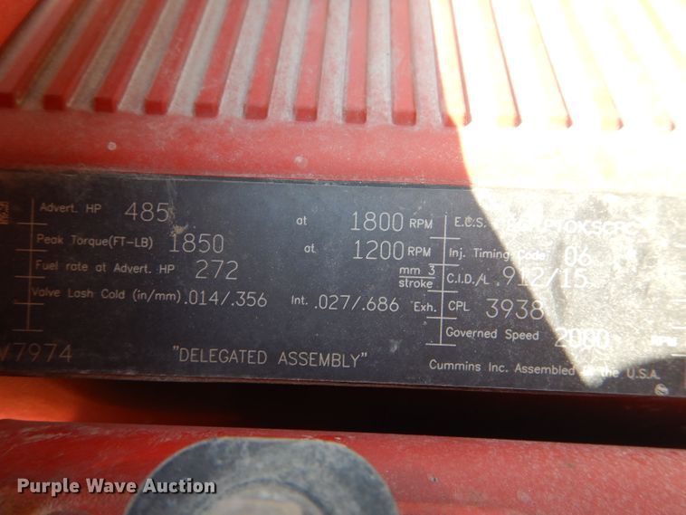 image for item DL2761 2015 Peterbilt 579  semi truck