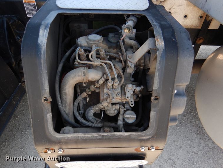 image for item DL2761 2015 Peterbilt 579  semi truck