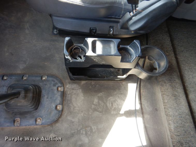 image for item DL2762 2015 Peterbilt 579  semi truck