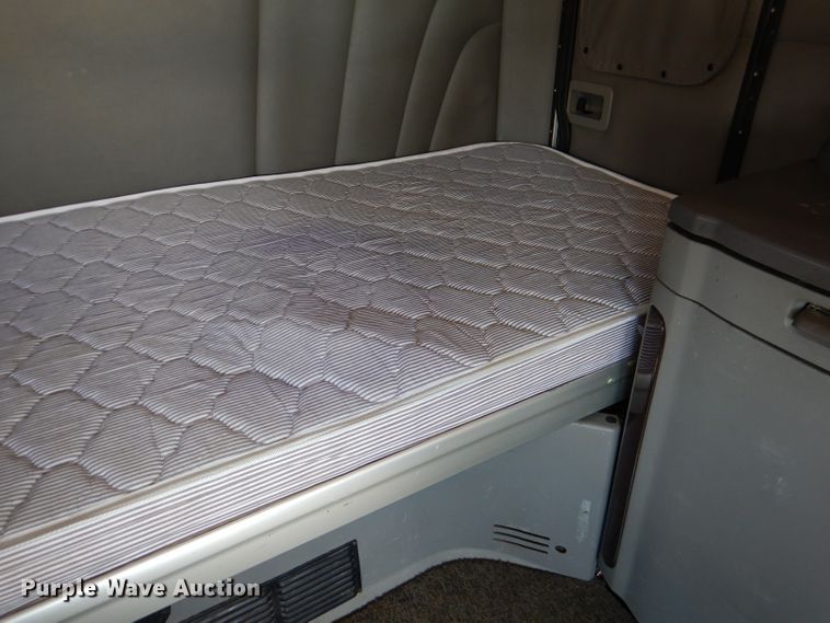 image for item DL2762 2015 Peterbilt 579  semi truck