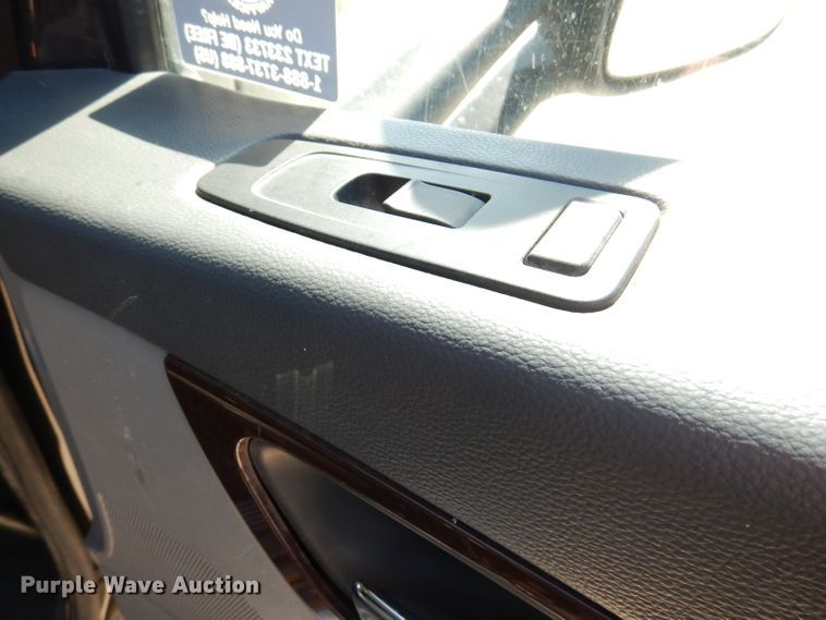 image for item DL2762 2015 Peterbilt 579  semi truck