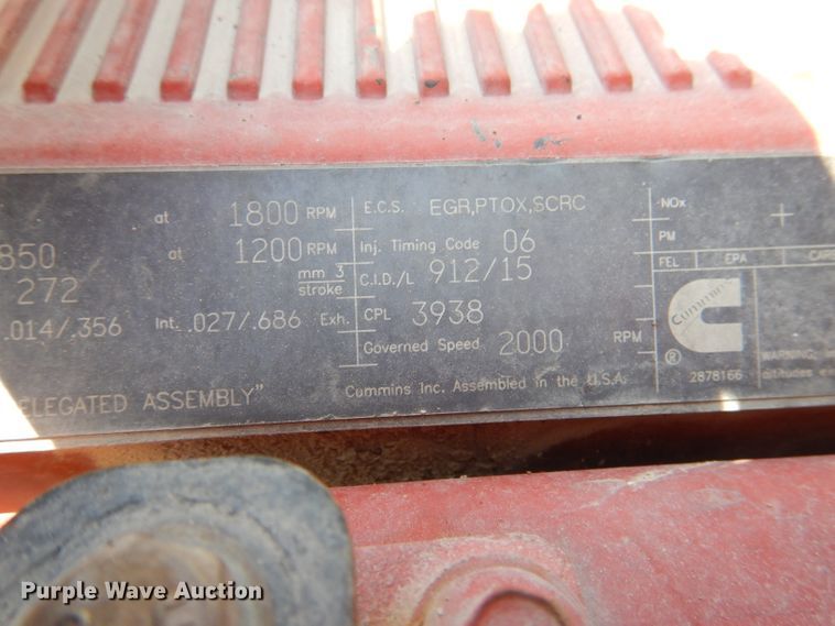 image for item DL2762 2015 Peterbilt 579  semi truck