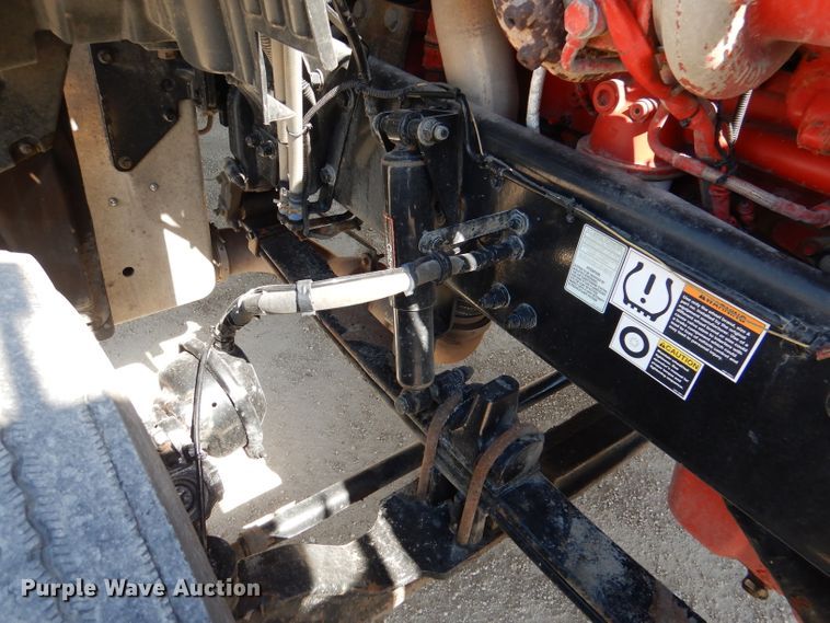 image for item DL2762 2015 Peterbilt 579  semi truck