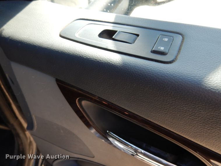 image for item DL2763 2015 Peterbilt 579  semi truck