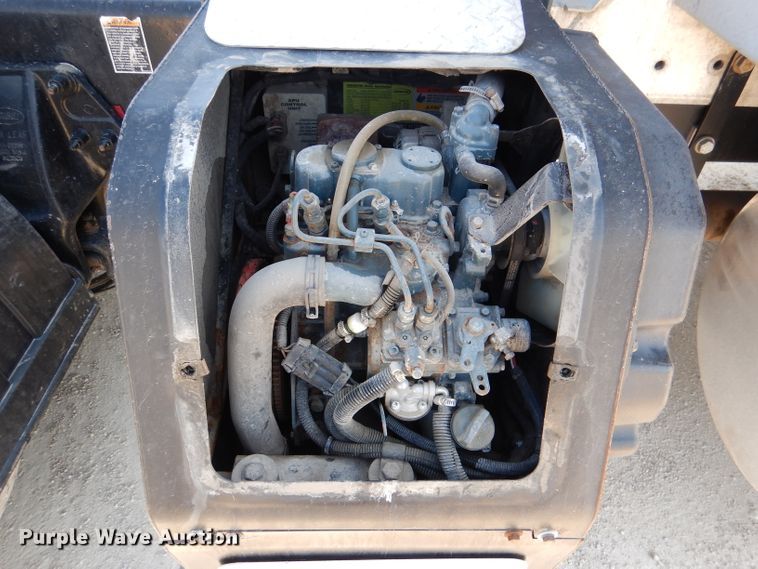 image for item DL2763 2015 Peterbilt 579  semi truck