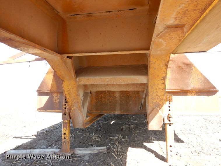 image for item DL4937 1970 Transport GPX25FS equipment trailer