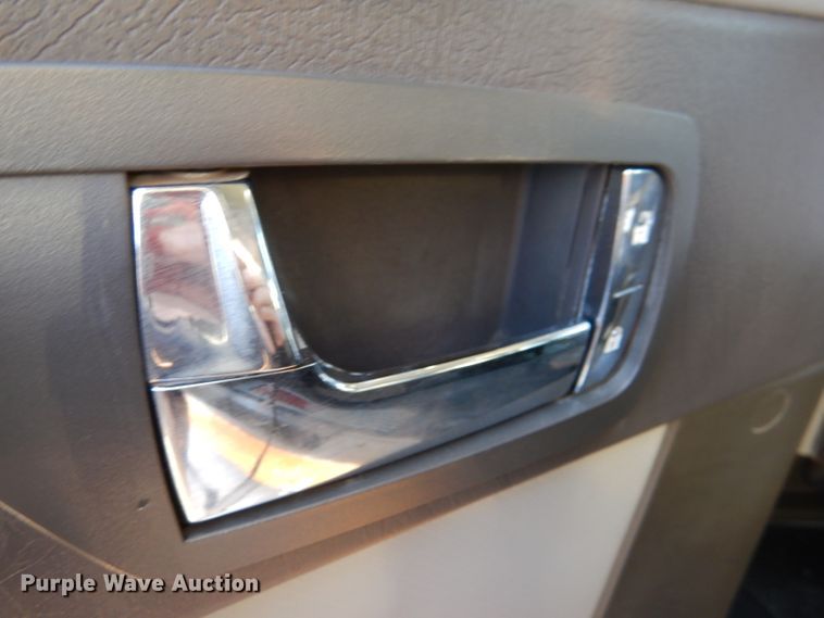 image for item DL4939 2012 Kenworth T800  semi truck