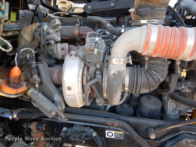 image for item DL4939 2012 Kenworth T800  semi truck