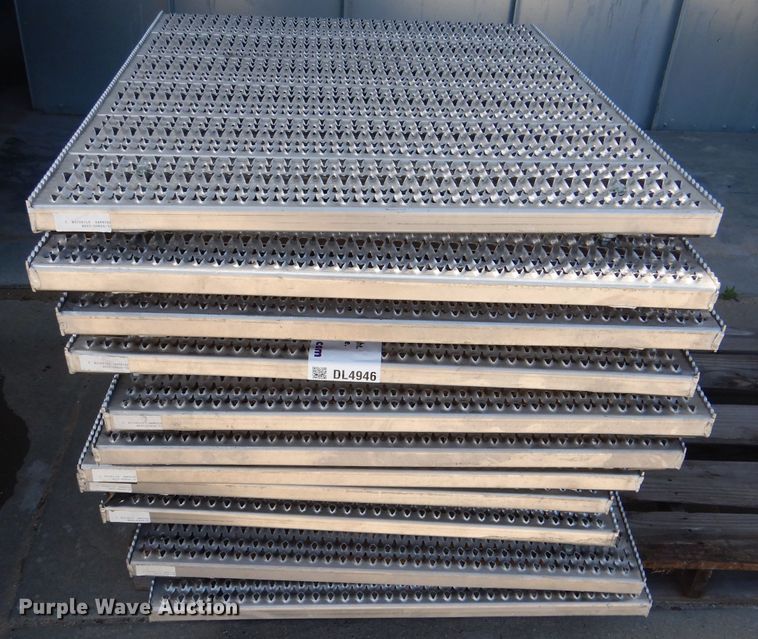 image for item DL4946 (11) 42" x 34" aluminum deck plates