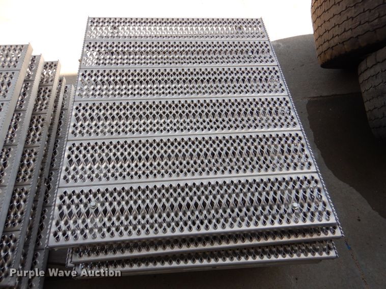 image for item DL4946 (11) 42" x 34" aluminum deck plates