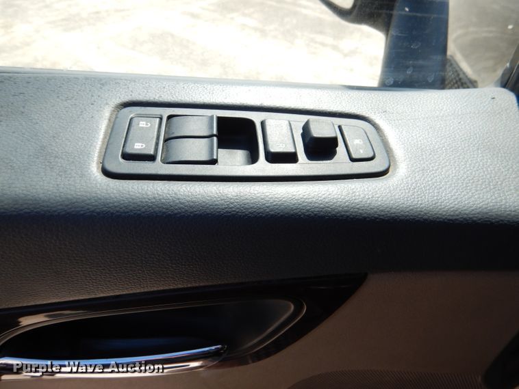 image for item DL4966 2015 Peterbilt 579  semi truck