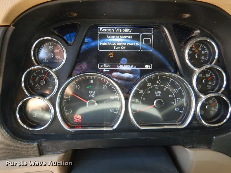 image for item DL4966 2015 Peterbilt 579  semi truck