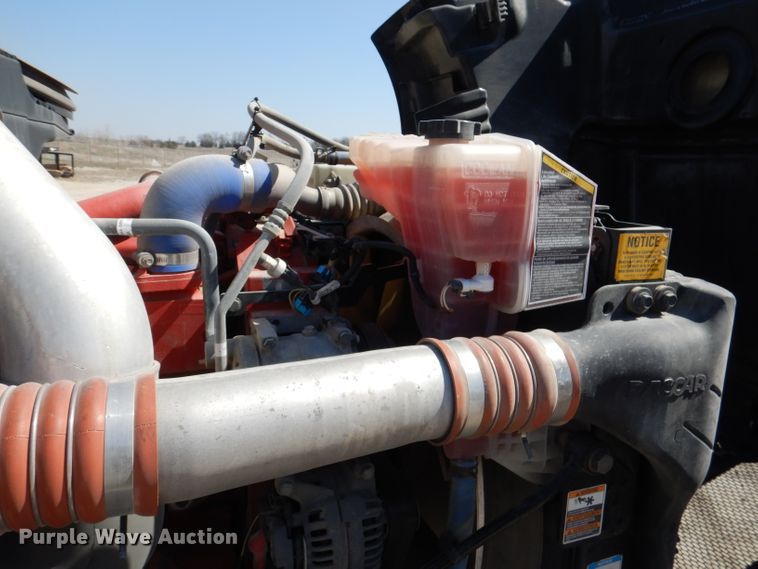 image for item DL4966 2015 Peterbilt 579  semi truck