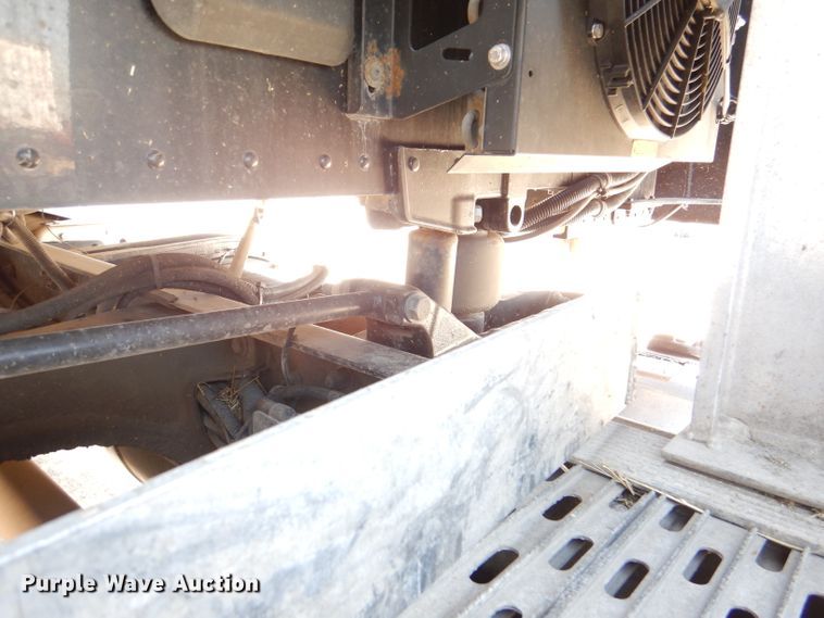 image for item DL4966 2015 Peterbilt 579  semi truck