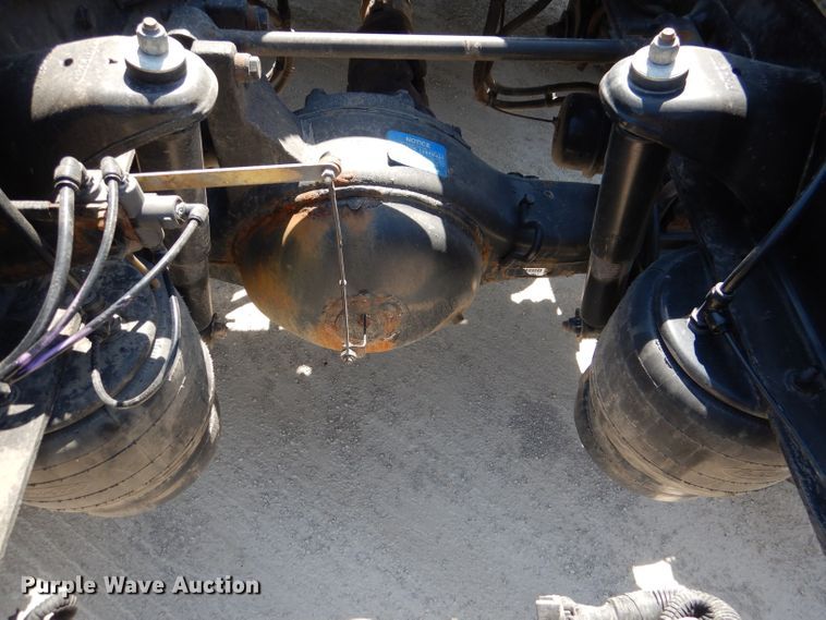 image for item DL4966 2015 Peterbilt 579  semi truck