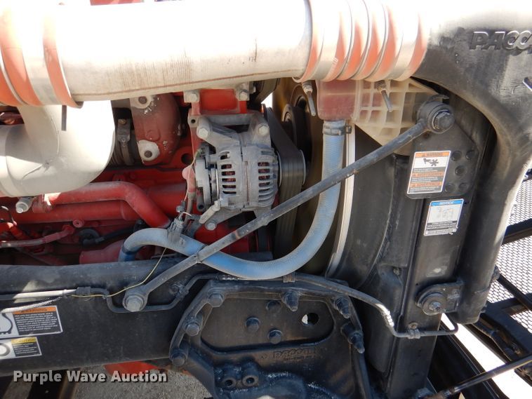 image for item DL4967 2015 Peterbilt 579  semi truck