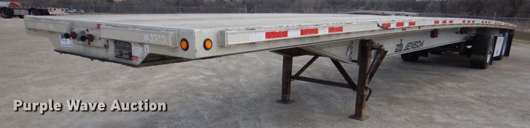 image for item DL4969 2012 Transcraft Benson AF53102-2-524  flatbed trailer