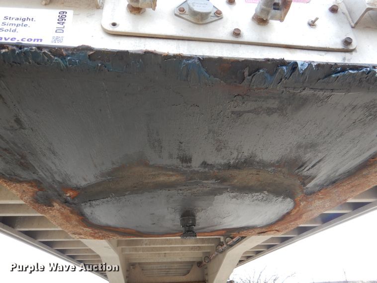 image for item DL4969 2012 Transcraft Benson AF53102-2-524  flatbed trailer