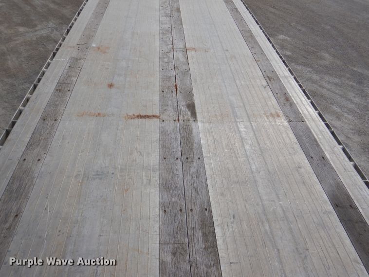 image for item DL4969 2012 Transcraft Benson AF53102-2-524  flatbed trailer
