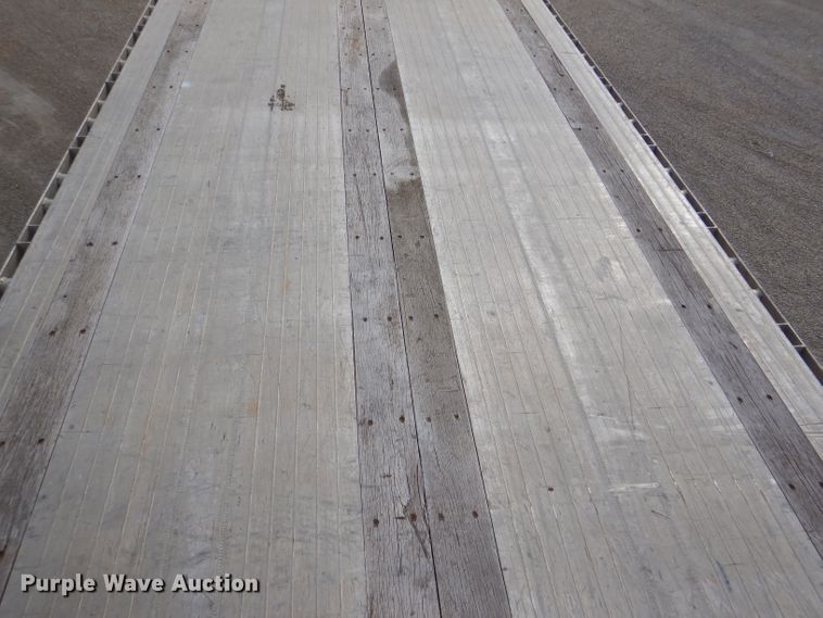 image for item DL4969 2012 Transcraft Benson AF53102-2-524  flatbed trailer