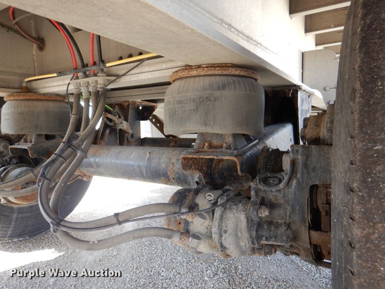 image for item DL4969 2012 Transcraft Benson AF53102-2-524  flatbed trailer