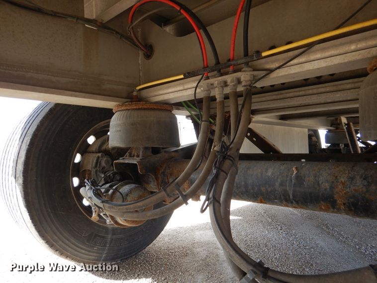 image for item DL4969 2012 Transcraft Benson AF53102-2-524  flatbed trailer