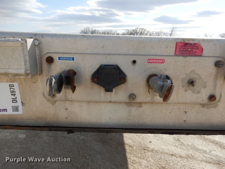 image for item DL4970 2012 Transcraft Benson AF53102-2-524  flatbed trailer