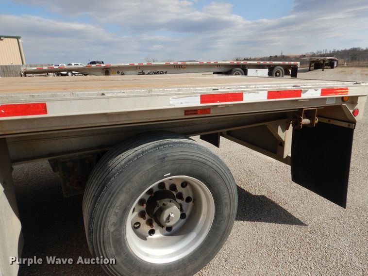 image for item DL4970 2012 Transcraft Benson AF53102-2-524  flatbed trailer