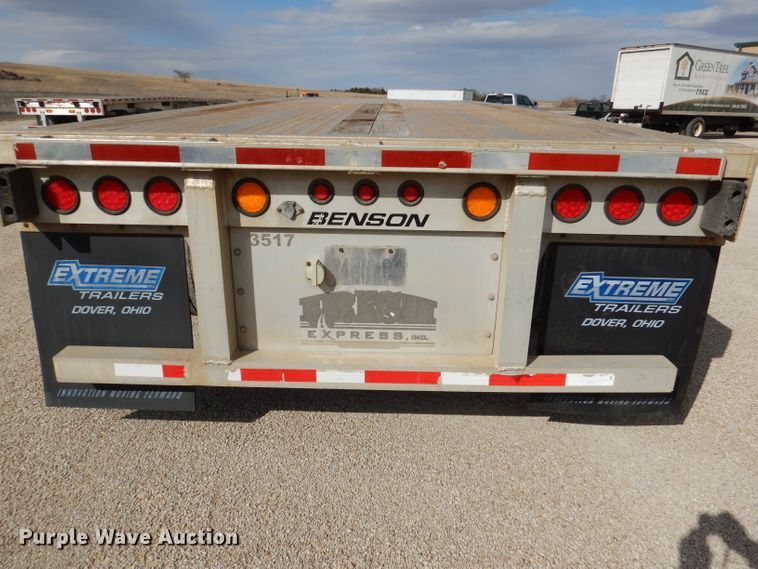 image for item DL4970 2012 Transcraft Benson AF53102-2-524  flatbed trailer