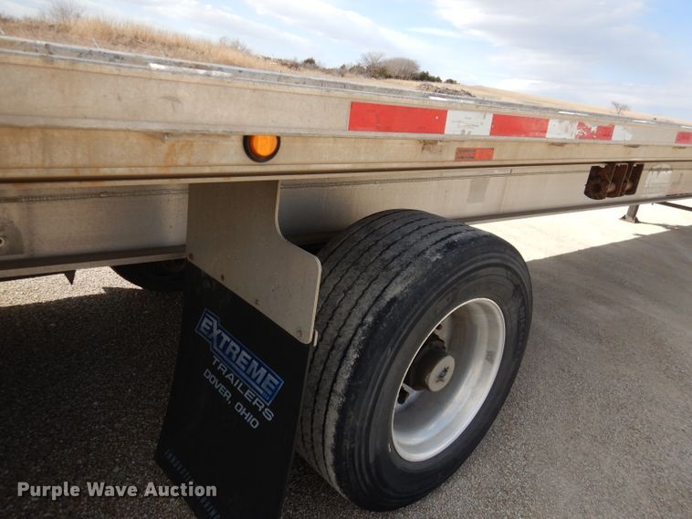 image for item DL4970 2012 Transcraft Benson AF53102-2-524  flatbed trailer