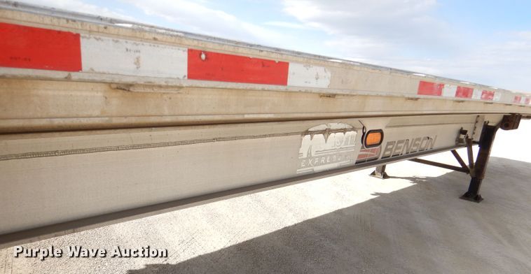 image for item DL4970 2012 Transcraft Benson AF53102-2-524  flatbed trailer