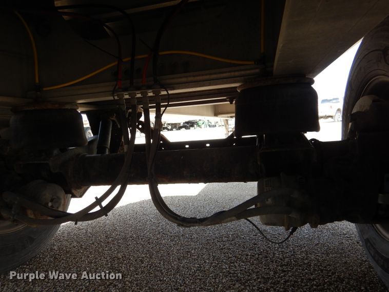 image for item DL4970 2012 Transcraft Benson AF53102-2-524  flatbed trailer