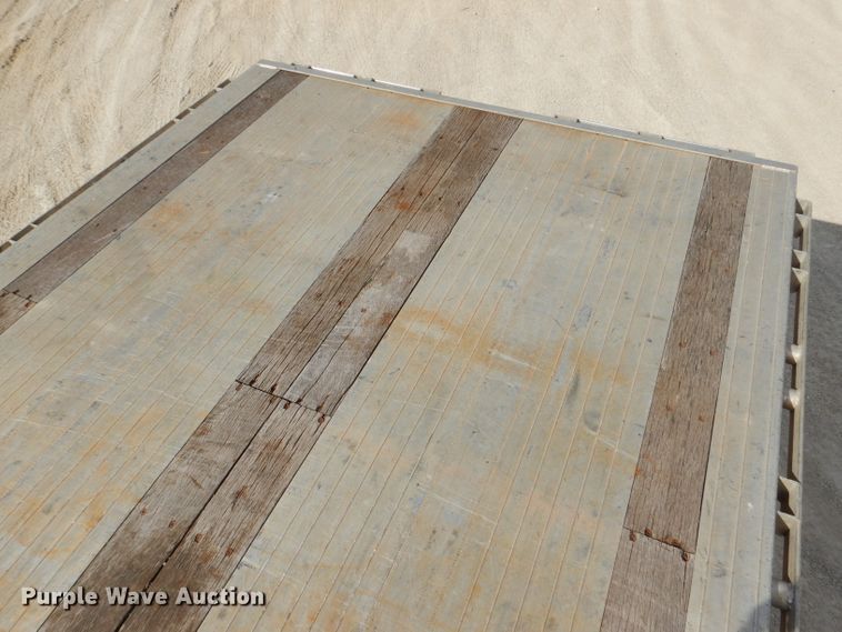 image for item DL4970 2012 Transcraft Benson AF53102-2-524  flatbed trailer