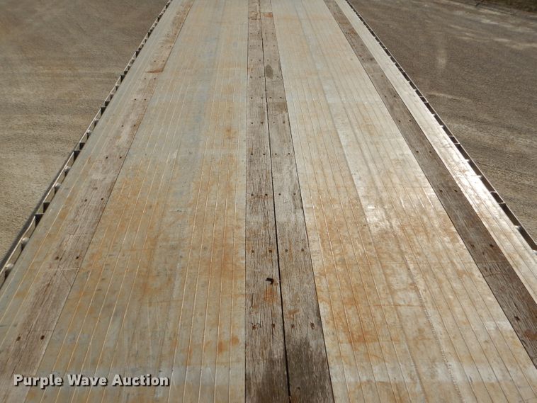 image for item DL4970 2012 Transcraft Benson AF53102-2-524  flatbed trailer