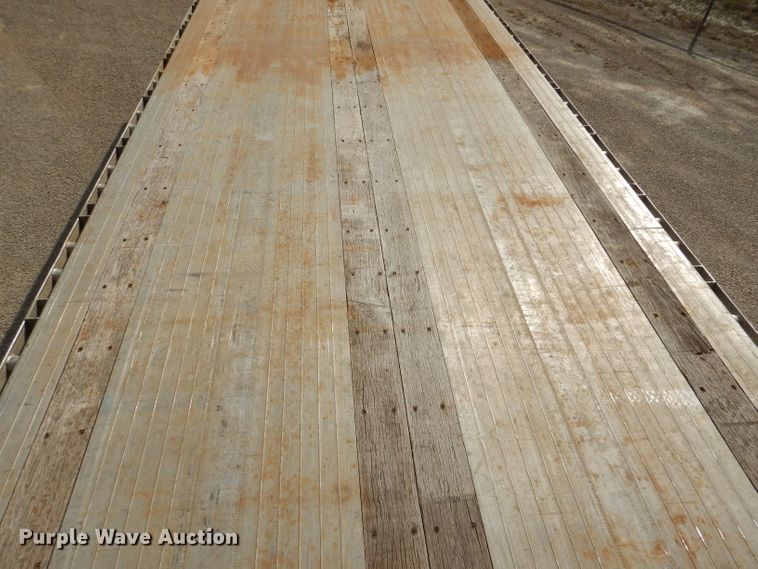 image for item DL4970 2012 Transcraft Benson AF53102-2-524  flatbed trailer