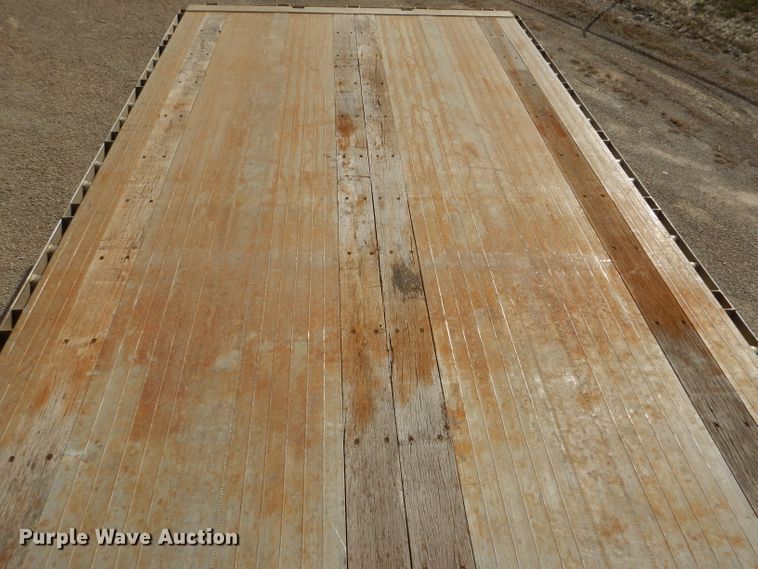image for item DL4970 2012 Transcraft Benson AF53102-2-524  flatbed trailer
