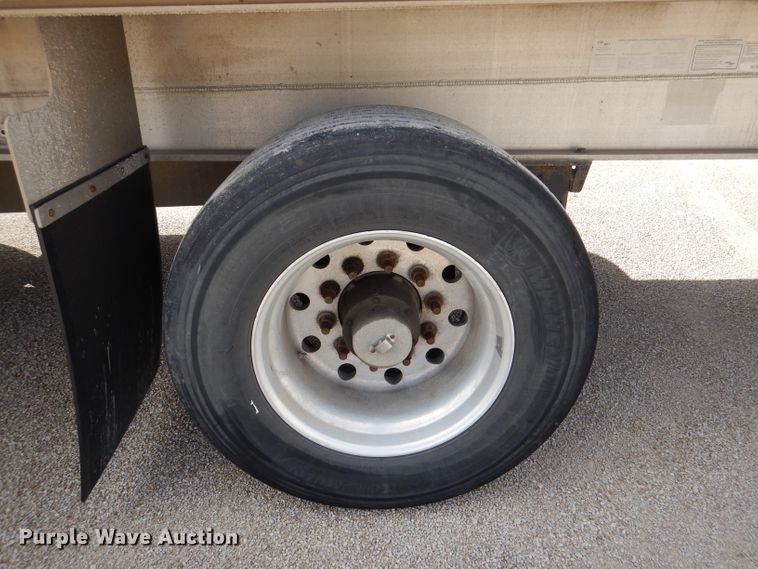 image for item DL4970 2012 Transcraft Benson AF53102-2-524  flatbed trailer