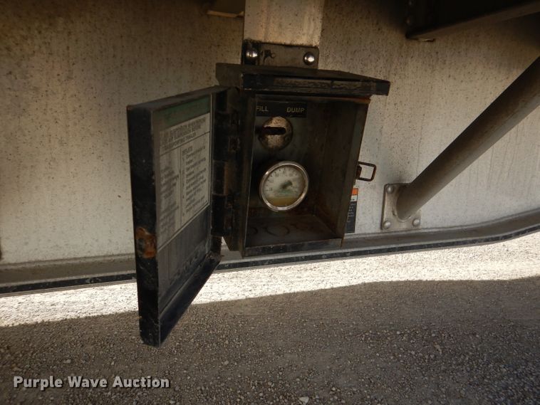 image for item DL4974 2009 Wilson ACFD300  drop deck equipment trailer