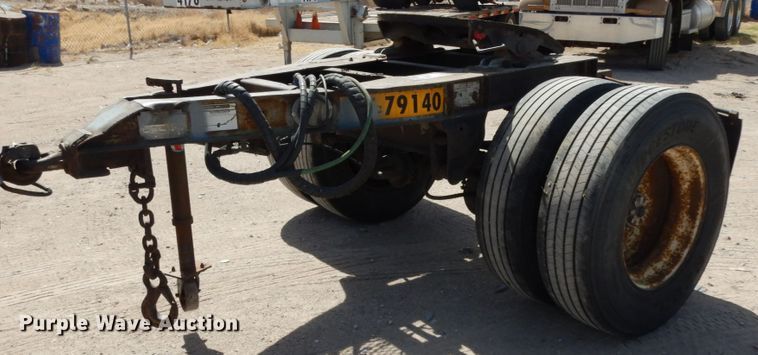 image for item DM2868 1987 Fruehauf trailer dolly