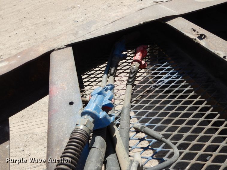 image for item DM2868 1987 Fruehauf trailer dolly