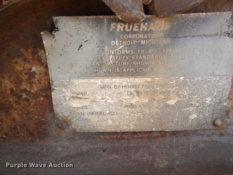 image for item DM2868 1987 Fruehauf trailer dolly